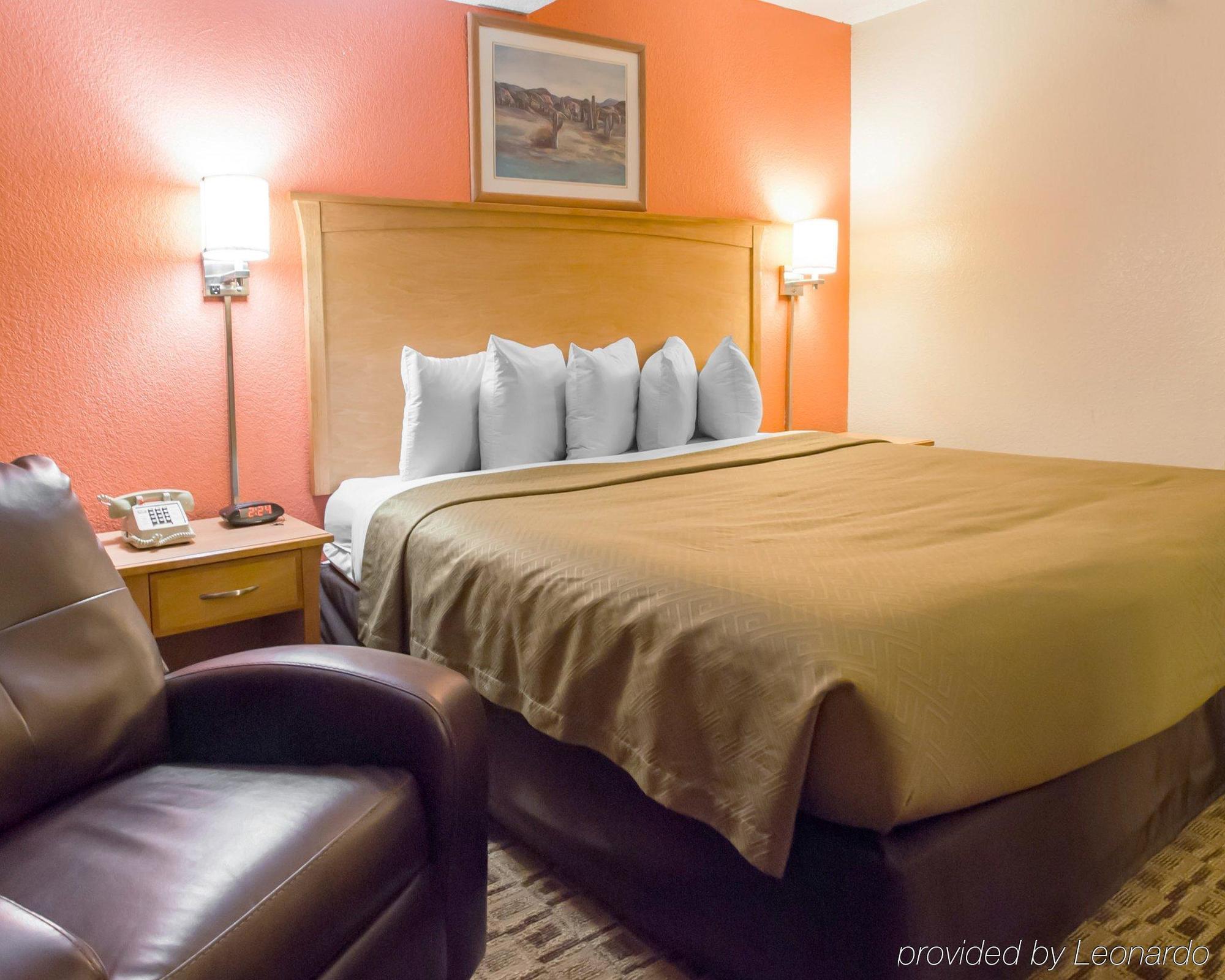 Econo Lodge Kansas City Downtown North Esterno foto