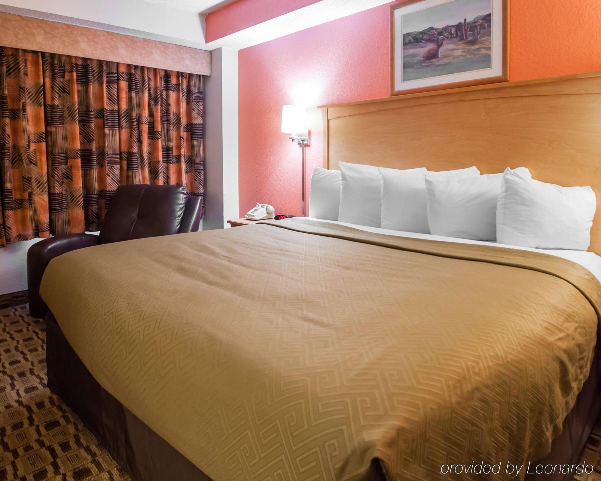 Econo Lodge Kansas City Downtown North Esterno foto